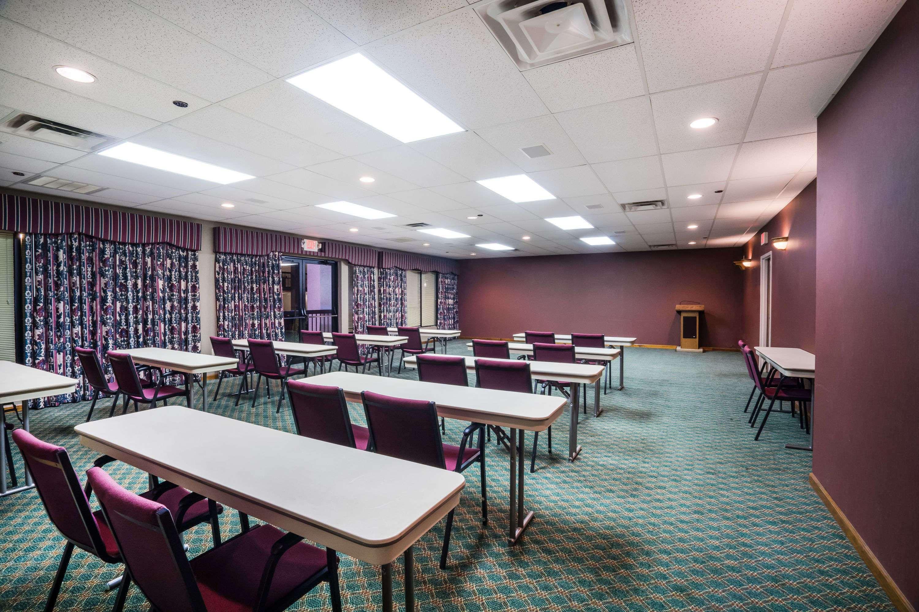 Baymont By Wyndham Johnson City Bagian luar foto
