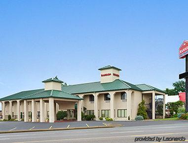 Baymont By Wyndham Johnson City Bagian luar foto